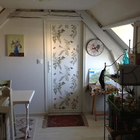 Bed and Breakfast Le Jardin Des Poules Thiétreville Exterior foto